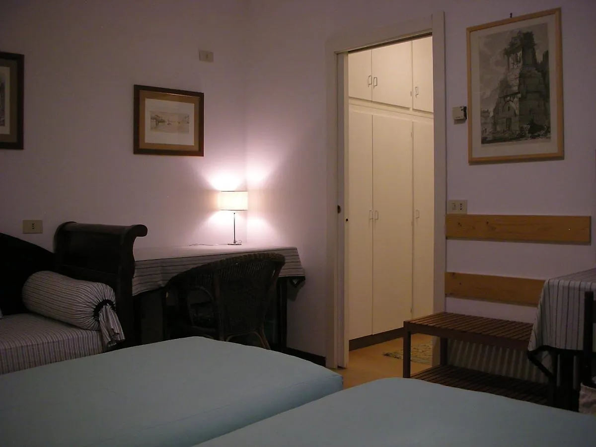 Trattoria Traversi Berbenno di Valtellina Bed & Breakfast
